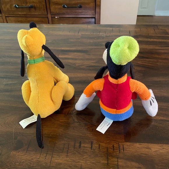 Disney Best Friends Goofy and Pluto Plush Set - Picture 4 of 6